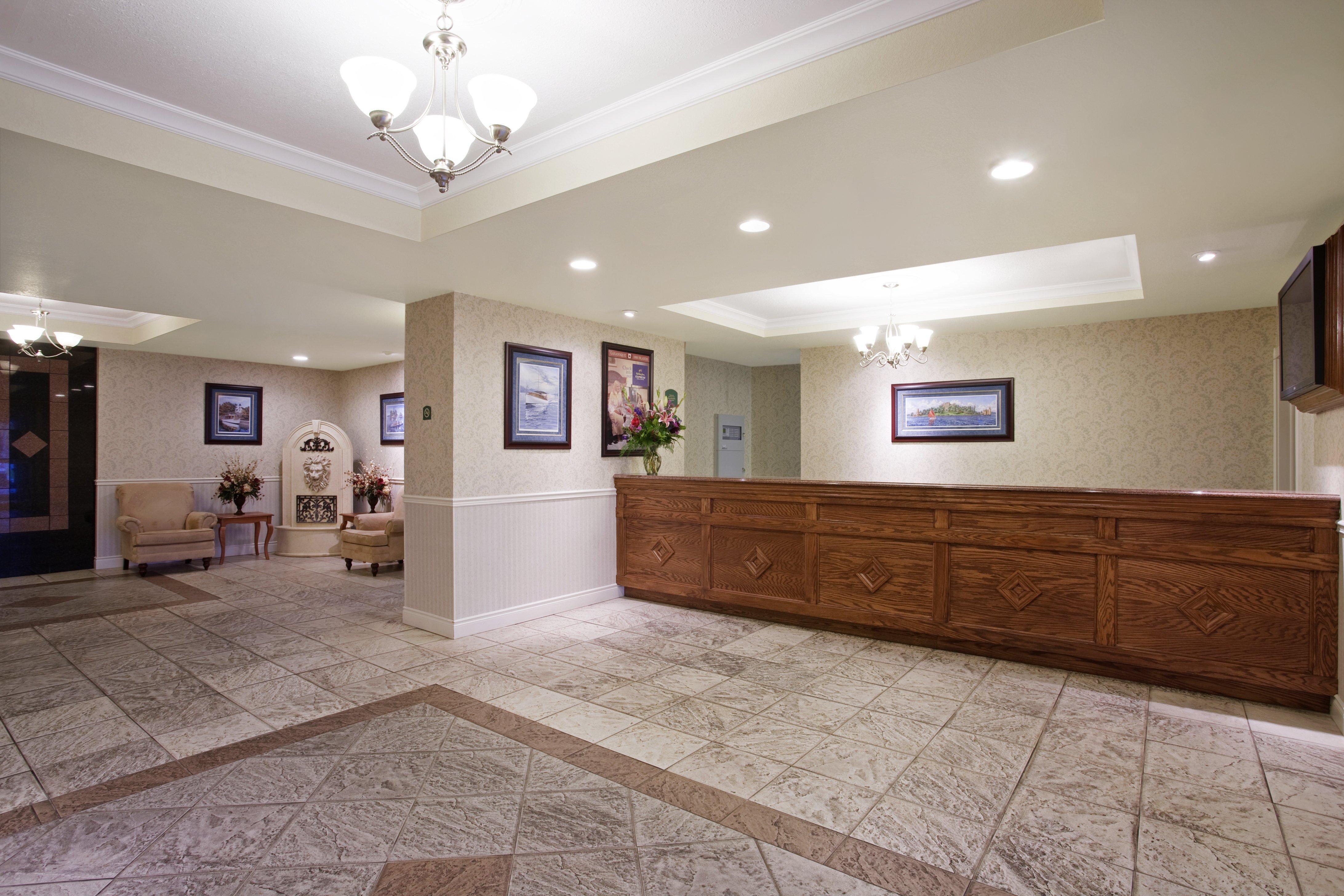 Holiday Inn Express Hotel & Suites 1000 Islands - Gananoque By Ihg Esterno foto