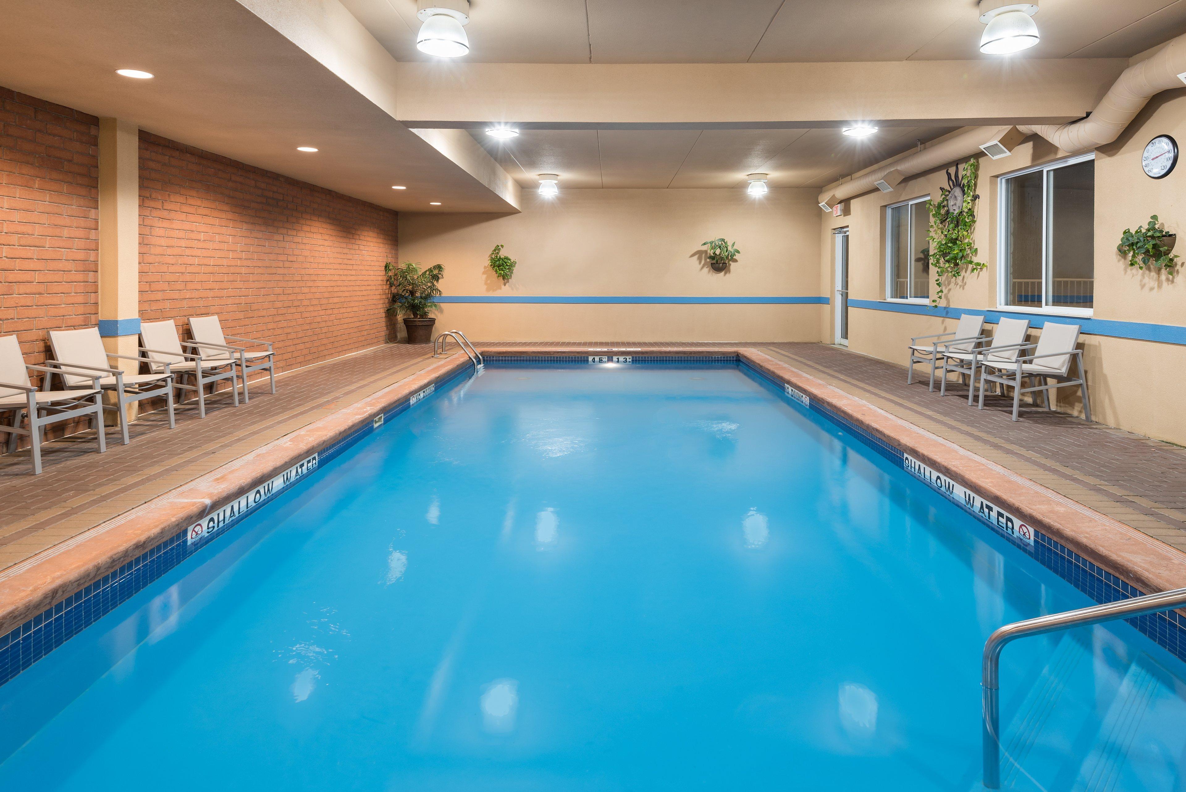 Holiday Inn Express Hotel & Suites 1000 Islands - Gananoque By Ihg Esterno foto