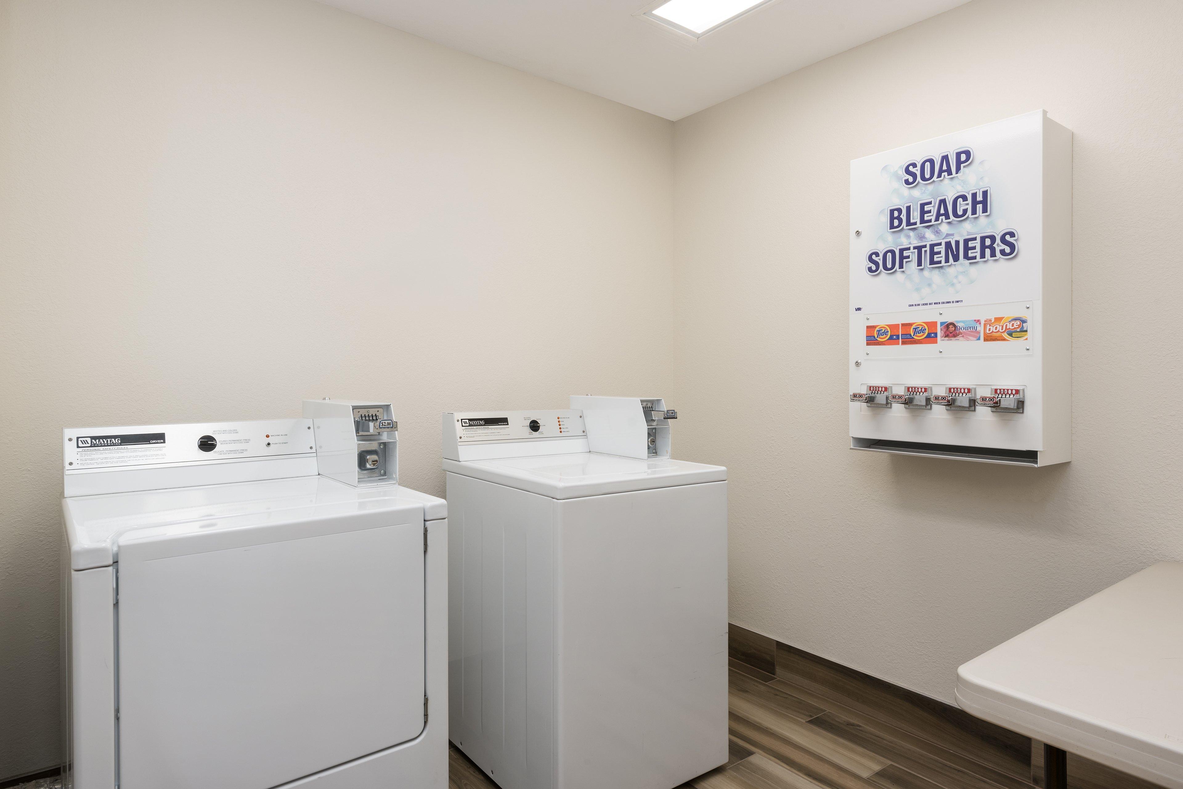 Holiday Inn Express Hotel & Suites 1000 Islands - Gananoque By Ihg Esterno foto